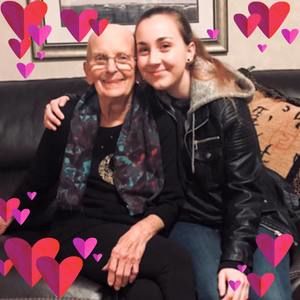 Meet your Posher, Lydia